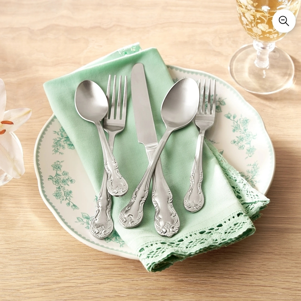 Pioneer Woman Agatha: Satin 20 Piece Flatware Set-NEW